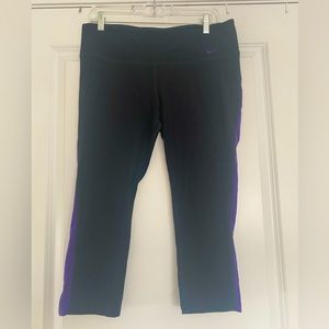 Nike crop leggings